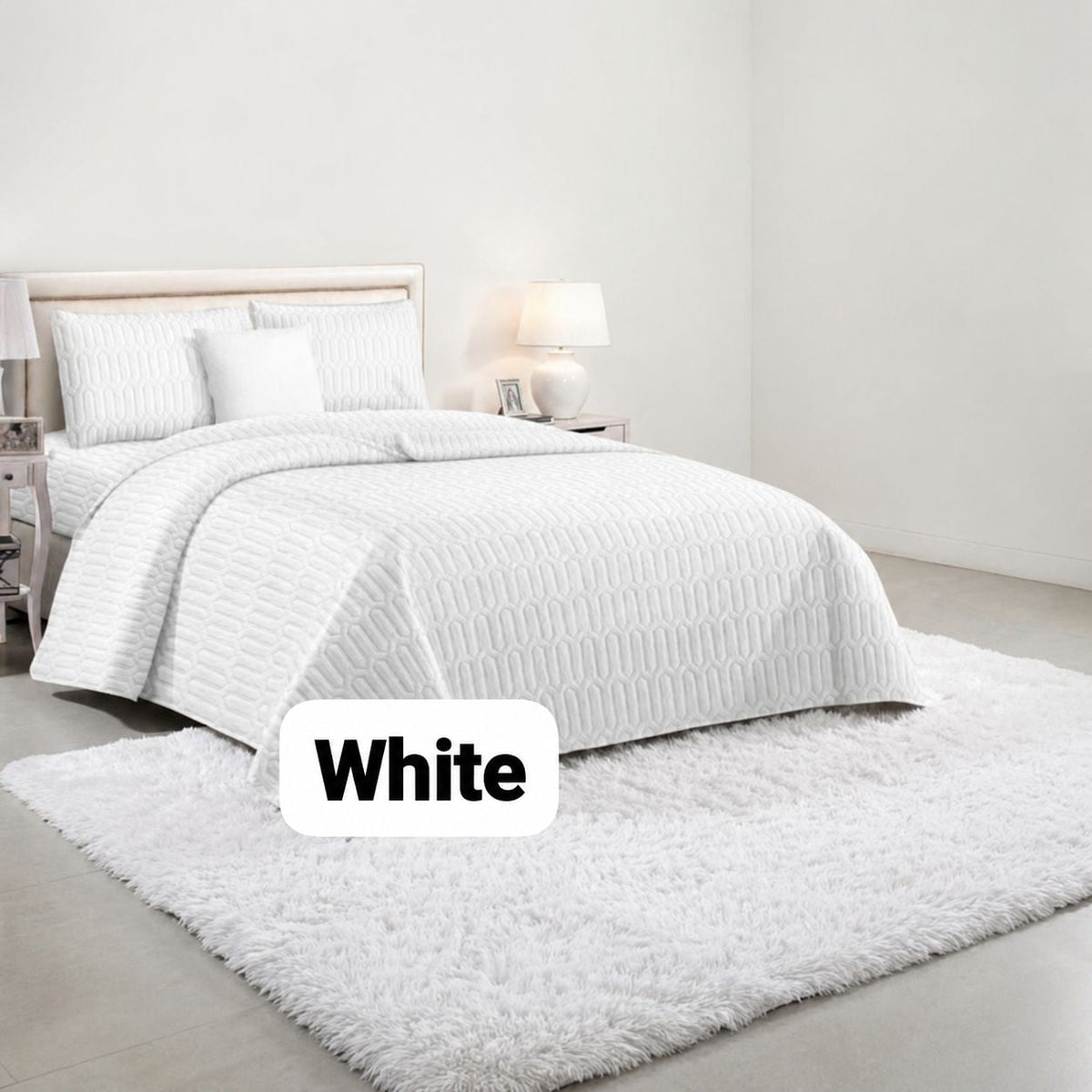 2-in-1 Comforter & Fluffy Carpet Combo