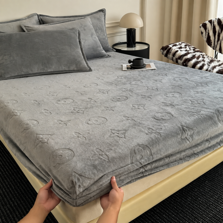 3pcs Waterproof Quilted Mattress Protector Set